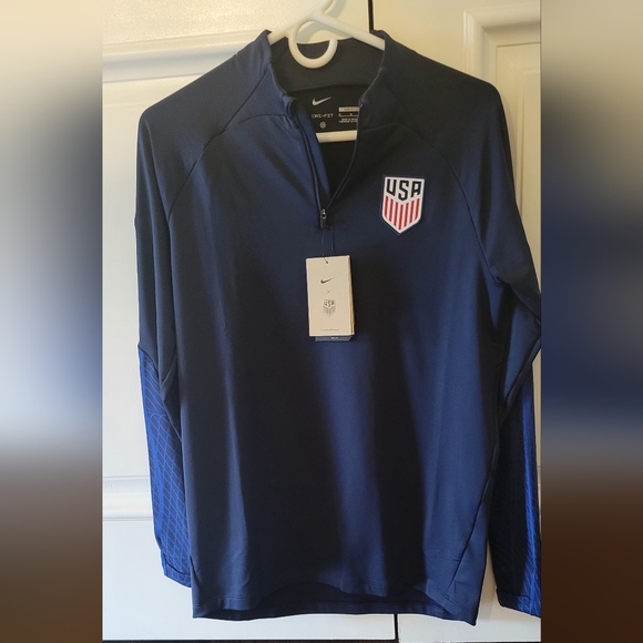 NWT Men's Long Sleeve Team USA Soccer Jersey Nike‎ - Picture 1 of 2